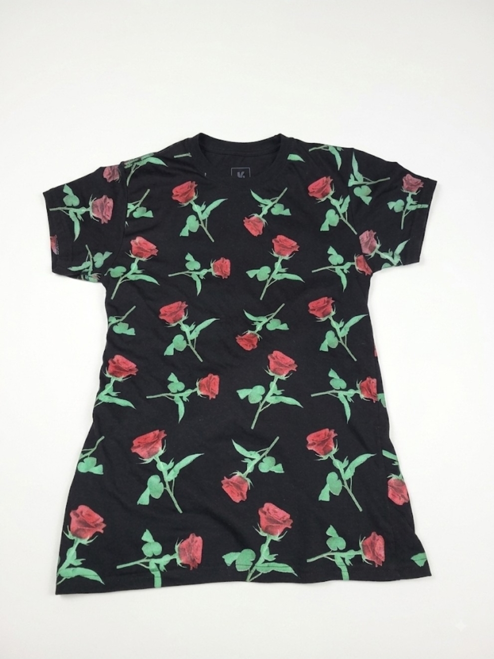 Black Rose Print Tshirt